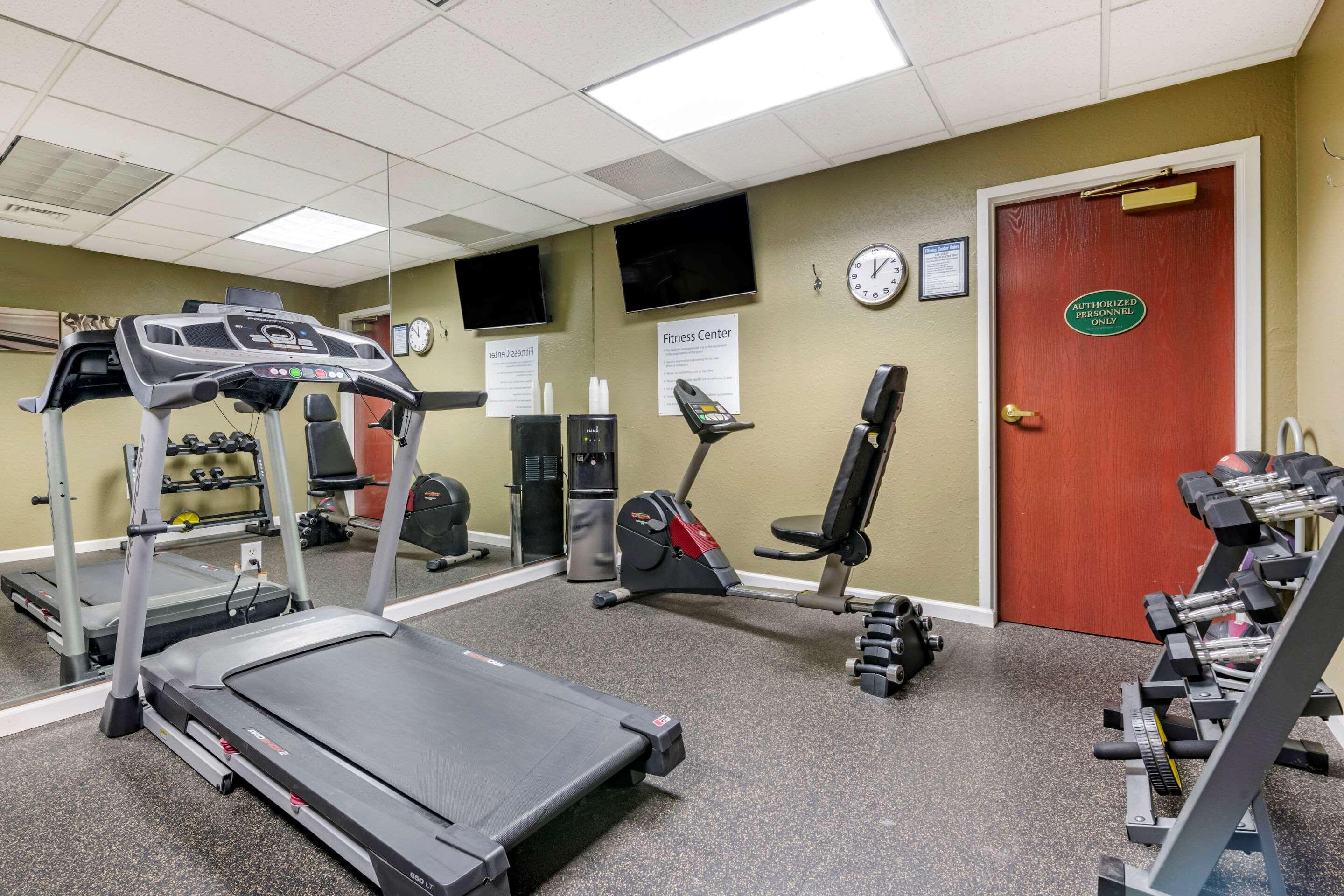 Quality Inn Zephyrhills-Dade City Екстериор снимка