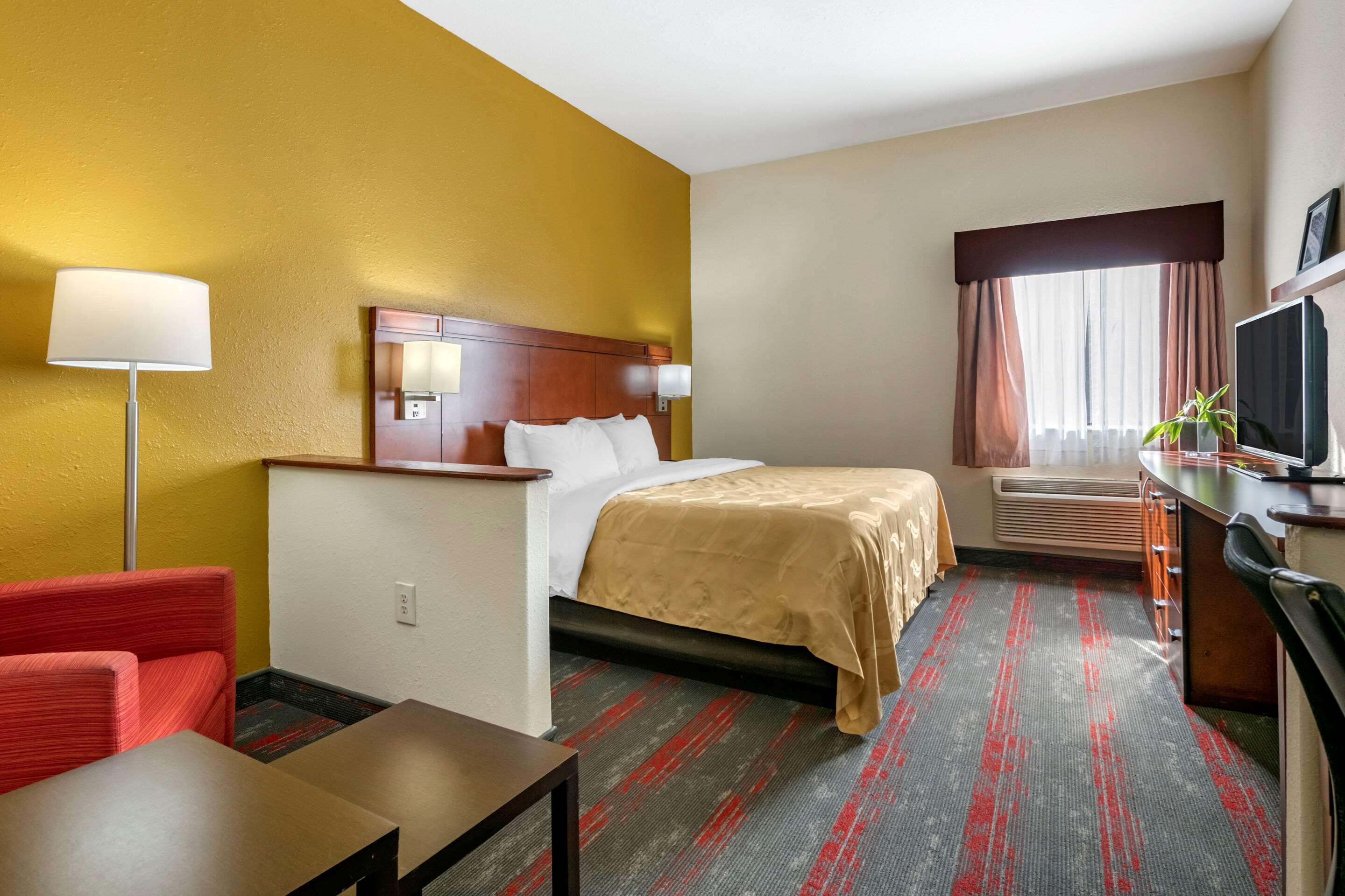 Quality Inn Zephyrhills-Dade City Екстериор снимка