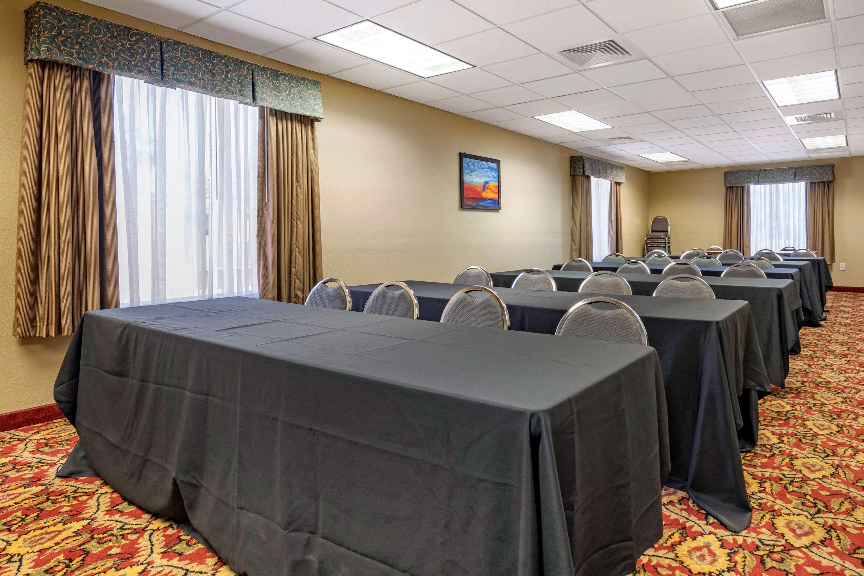 Quality Inn Zephyrhills-Dade City Екстериор снимка