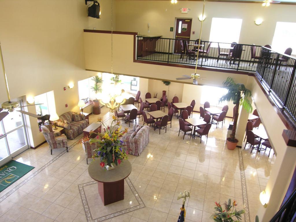 Quality Inn Zephyrhills-Dade City Екстериор снимка