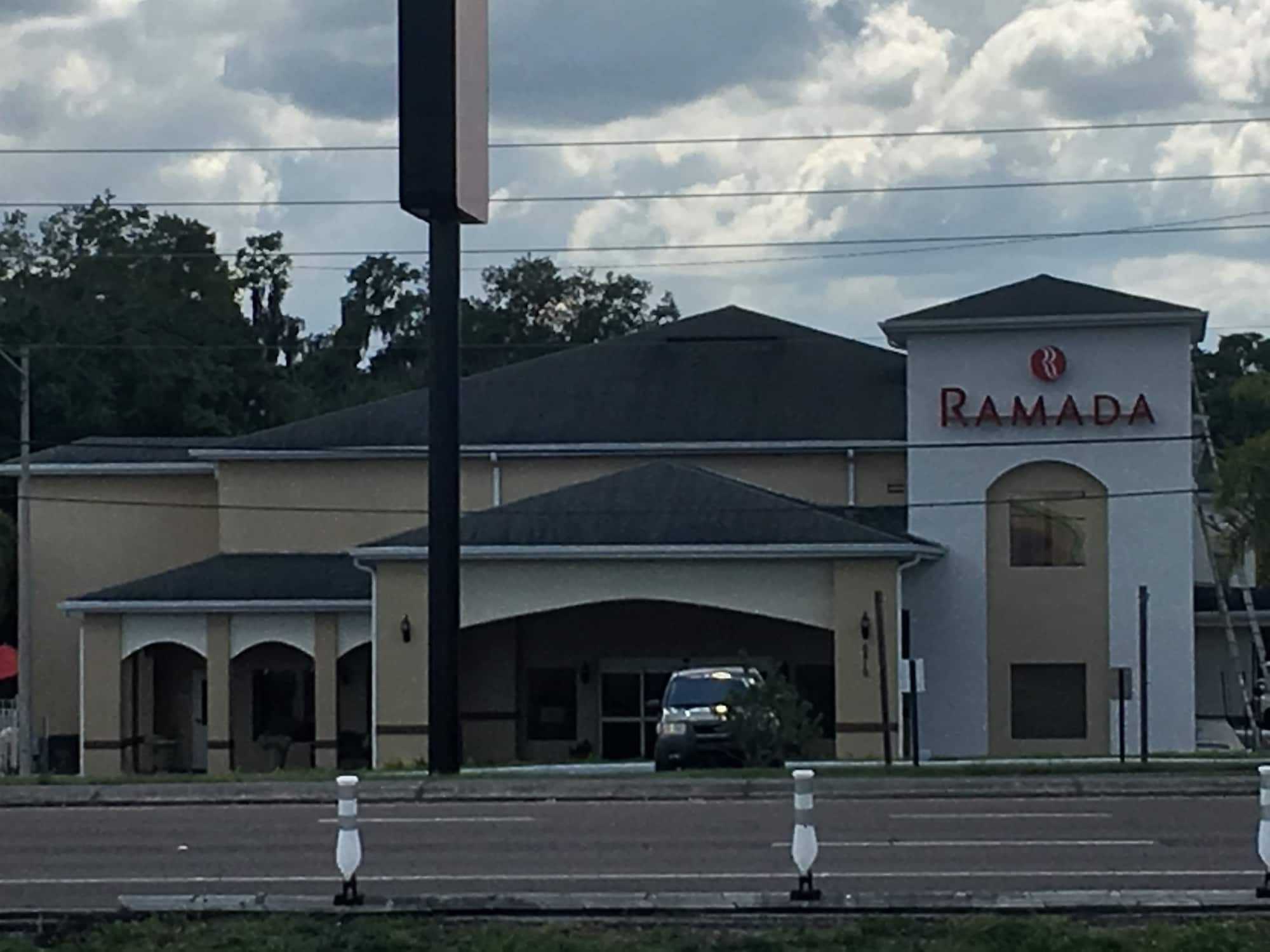 Quality Inn Zephyrhills-Dade City Екстериор снимка